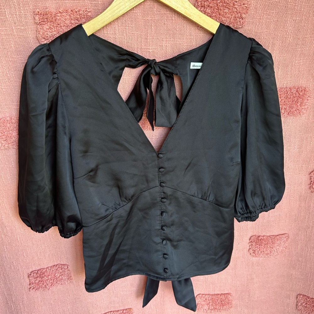 Abercrombie & Fitch backless satin blouse